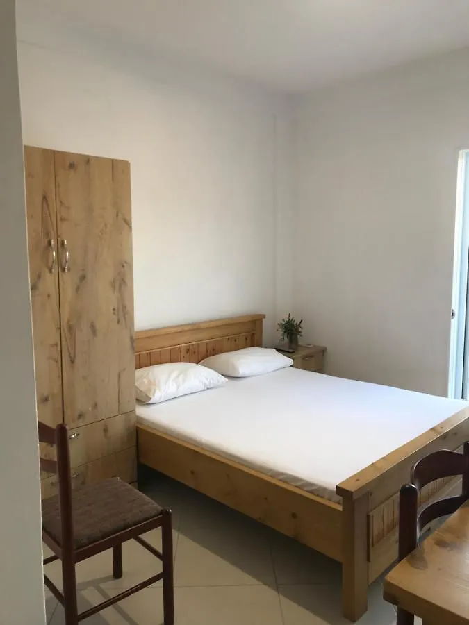 Affittacamere Vila Bedro Sarandë Albania